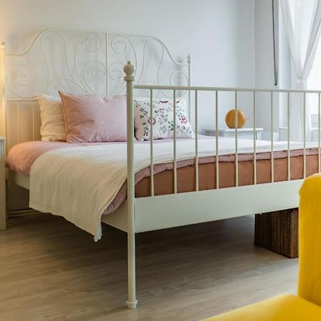 Bucharest Cozy Studio ภายนอก รูปภาพ