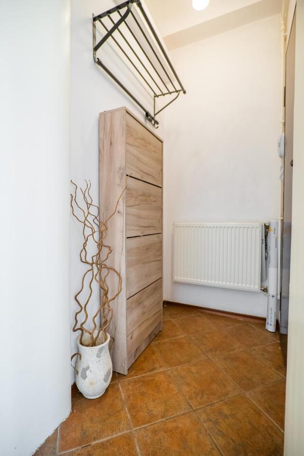 Bucharest Cozy Studio ภายนอก รูปภาพ